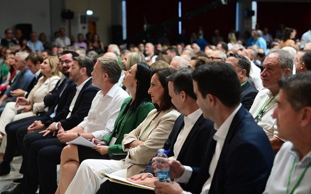 Έκρυθμο κλίμα στο ΠΑΣΟΚ στην τελική ευθεία για το Συνέδριο