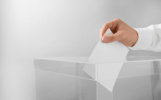 Δημοσκόπηση Marc: Οριακή