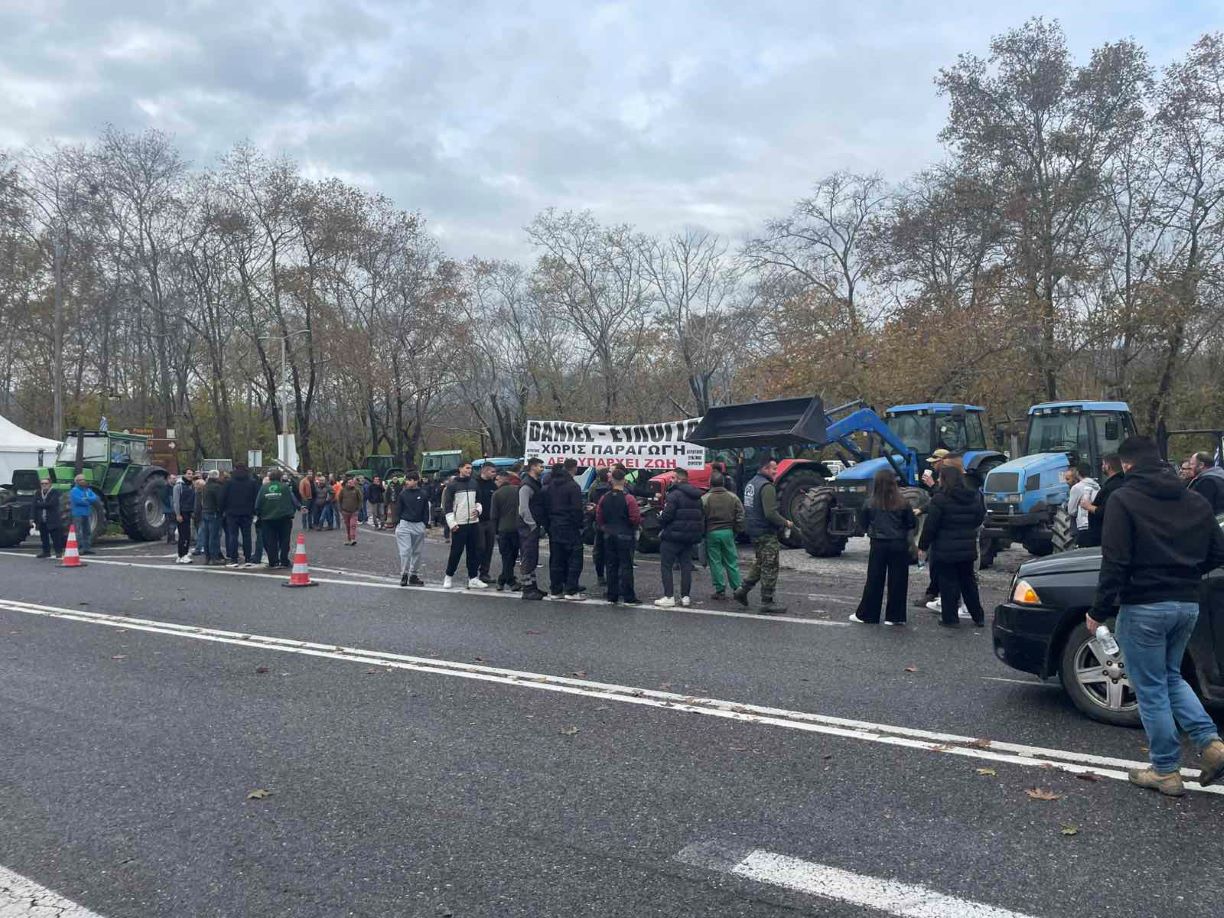 Νέο μπλόκο αγροτών στον