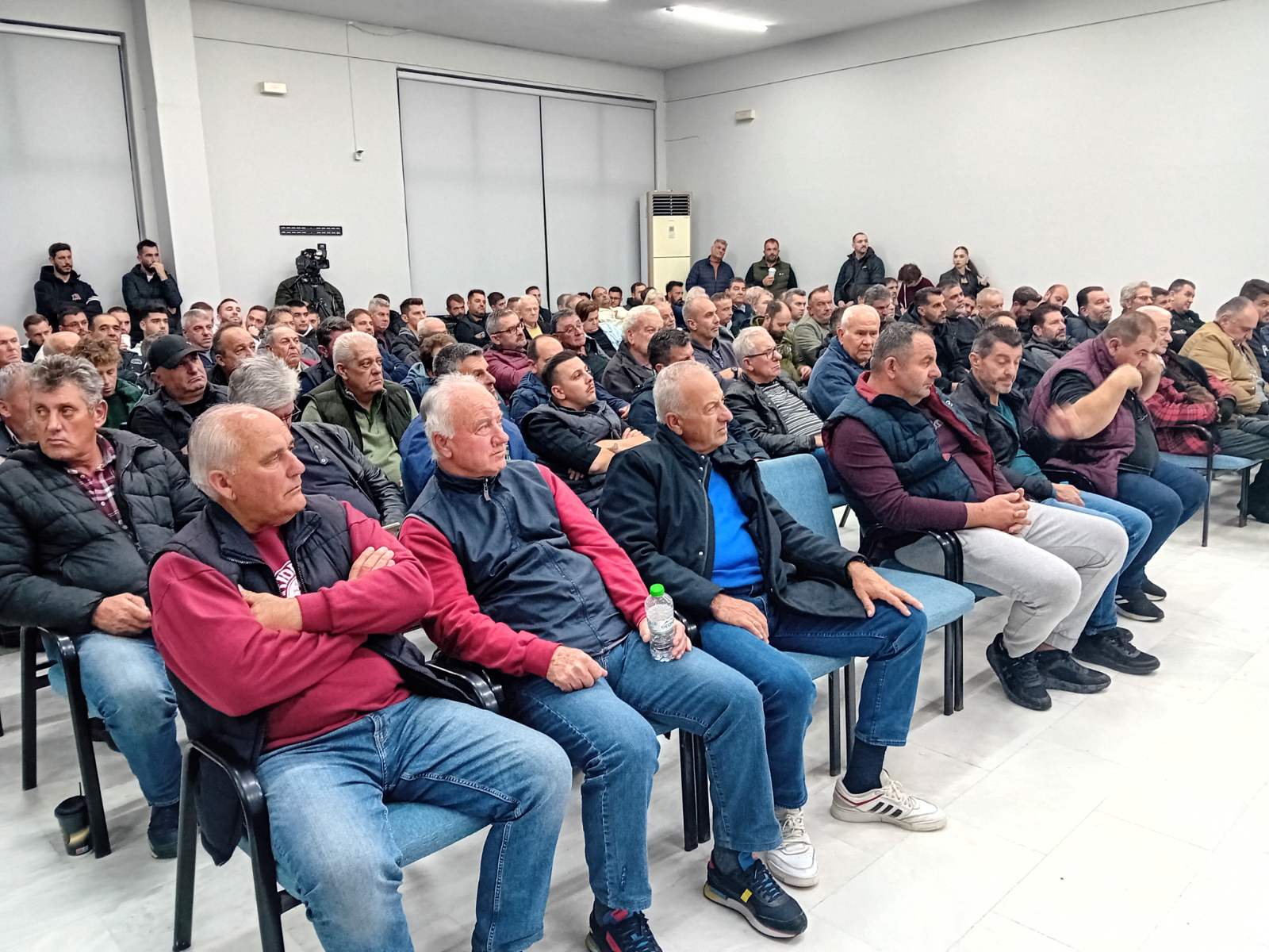 Σύσκεψη αγροτών στον