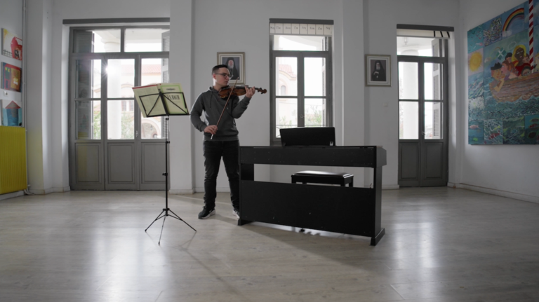 Η Αποστολή φωτίζει τη