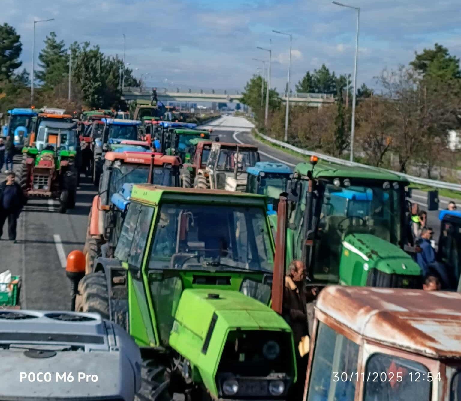 Ένταση και χημικά στις