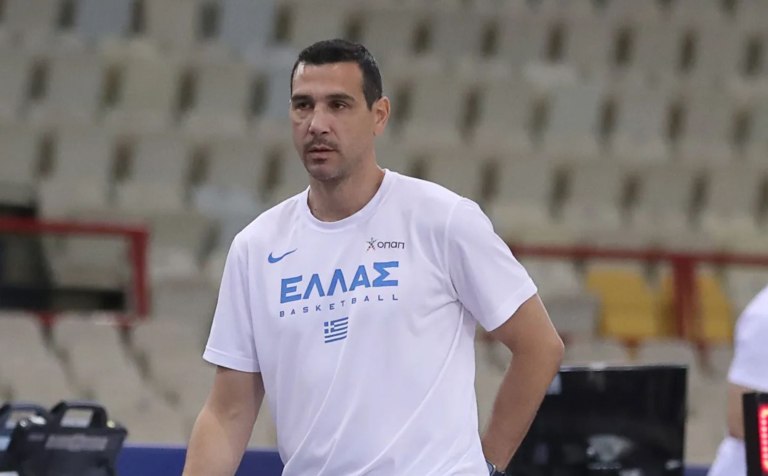 Ο Νίκος Ζήσης απάντησε για