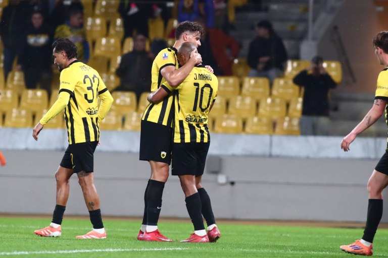 ΑΕΚ ΟΦΗ 2-0: Έκανε το καθήκον