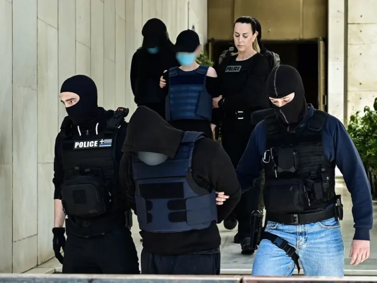 Άγιος Δημήτριος: Διεκόπη