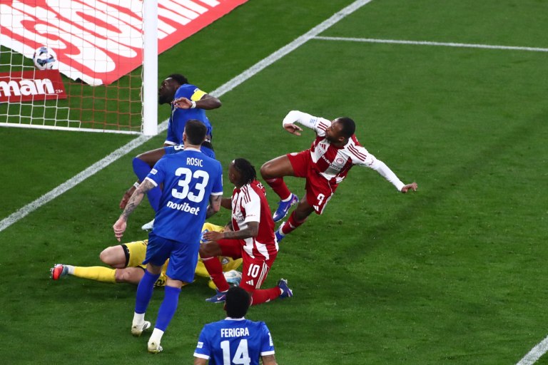 Ολυμπιακός  ΑΕΛ Novibet 0-0: Όταν η μπάλα δεν μπαίνει με τίποτα