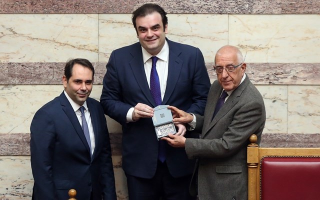 Στη Βουλή ο προϋπολογισμός