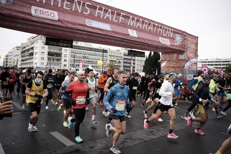Ημιμαραθώνιος Αθήνας 2026: Κυκλοφοριακές ρυθμίσεις την Κυριακή  Οι εναλλακτικές διαδρομές