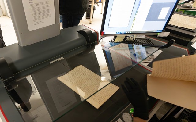 Σε εξέλιξη η ψηφιοποίηση 1,2