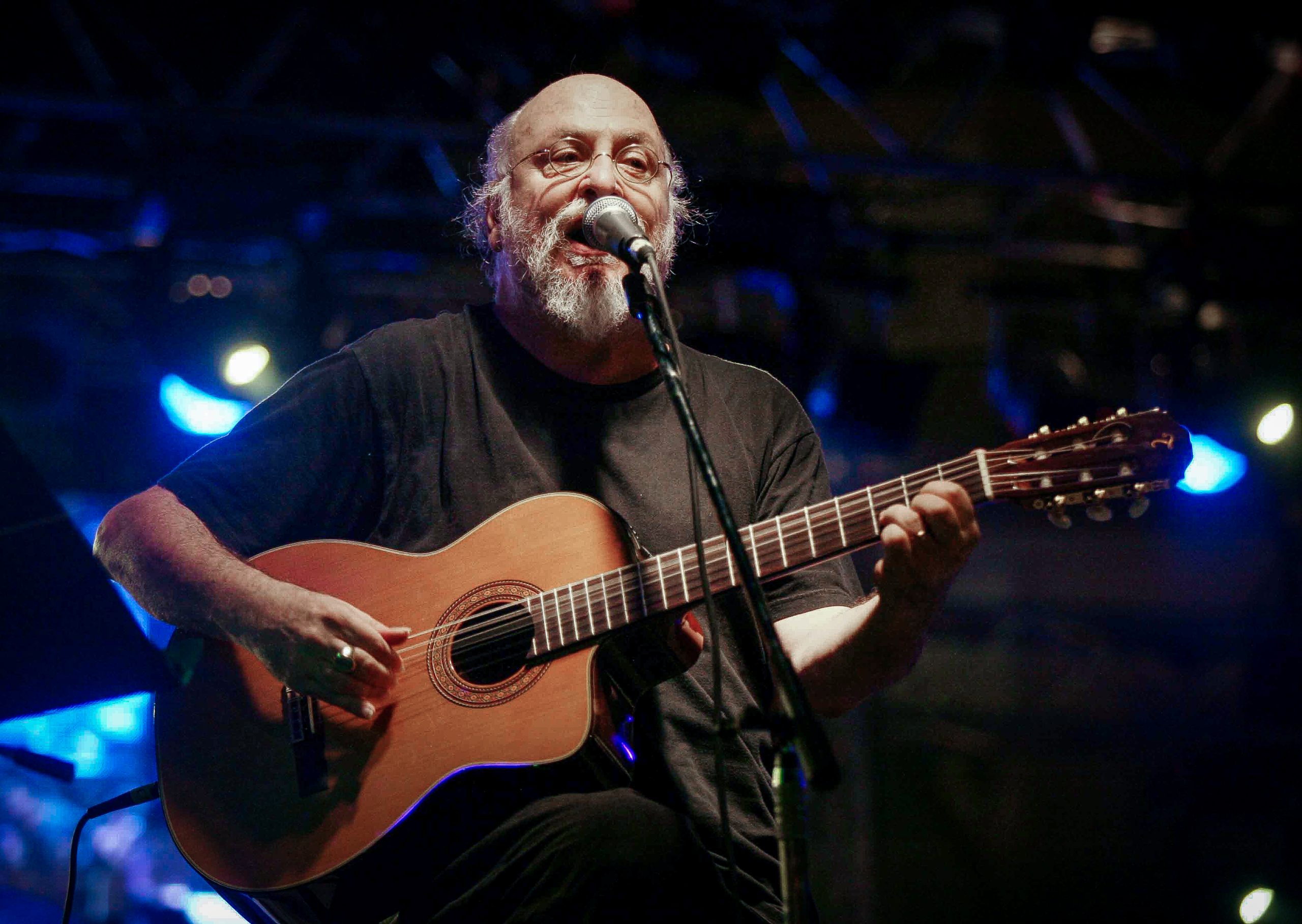 Το ΕΚΚΟΜΕΔ αποχαιρετά τον