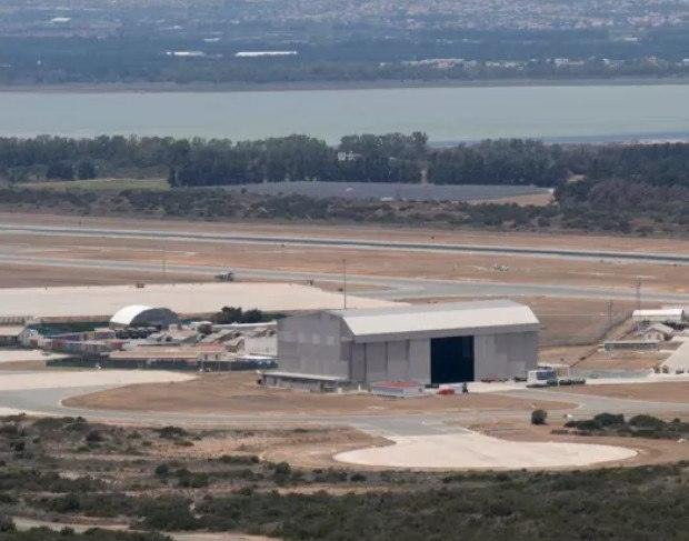 Κύπρος: Παραμένει ο συναγερμός στο Ακρωτήρι  Σύσταση στους πολίτες να φτιάξουν προληπτικά σακίδιο έκτακτης ανάγκης