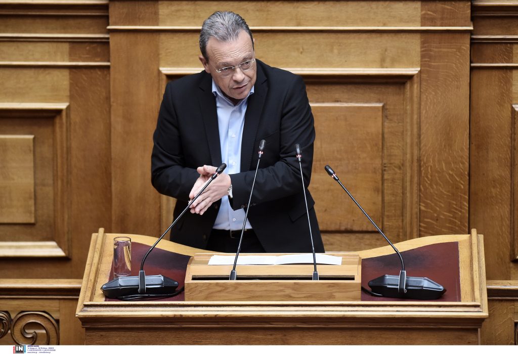 Φάμελλος: Η Ελλάδα