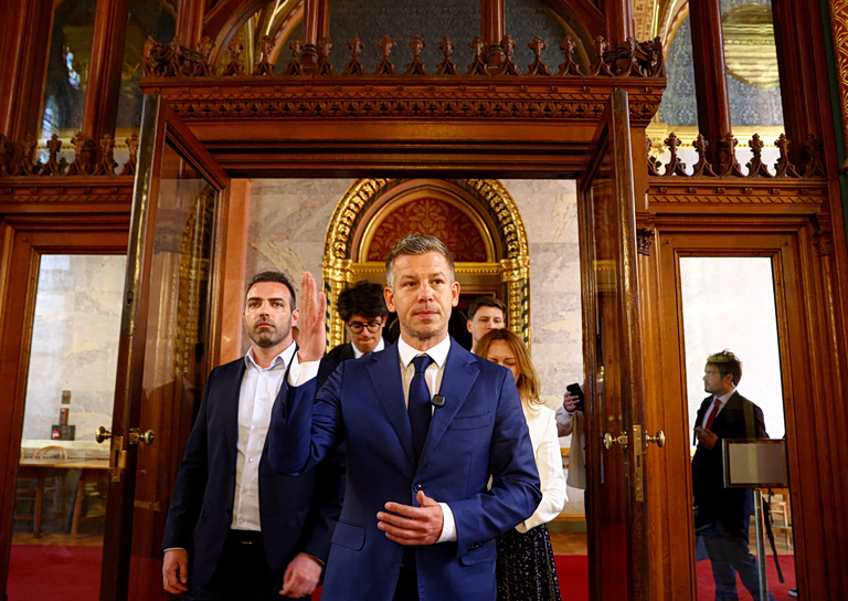 Πέτερ Μαγιάρ: Αντιμέτωπος με το βαθύ κράτος του Όρμπαν