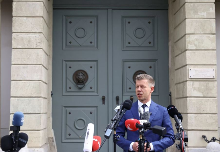 Ουγγαρία: Να ορκιστεί την