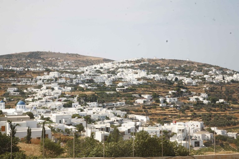 Μας παίζουν και μας κοροϊδεύουν: Σφοδρές αντιδράσεις στη Σίφνο που μένει χωρίς παιδίατρο