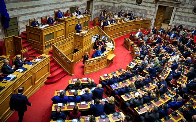 Τα μηνύματα του νέου