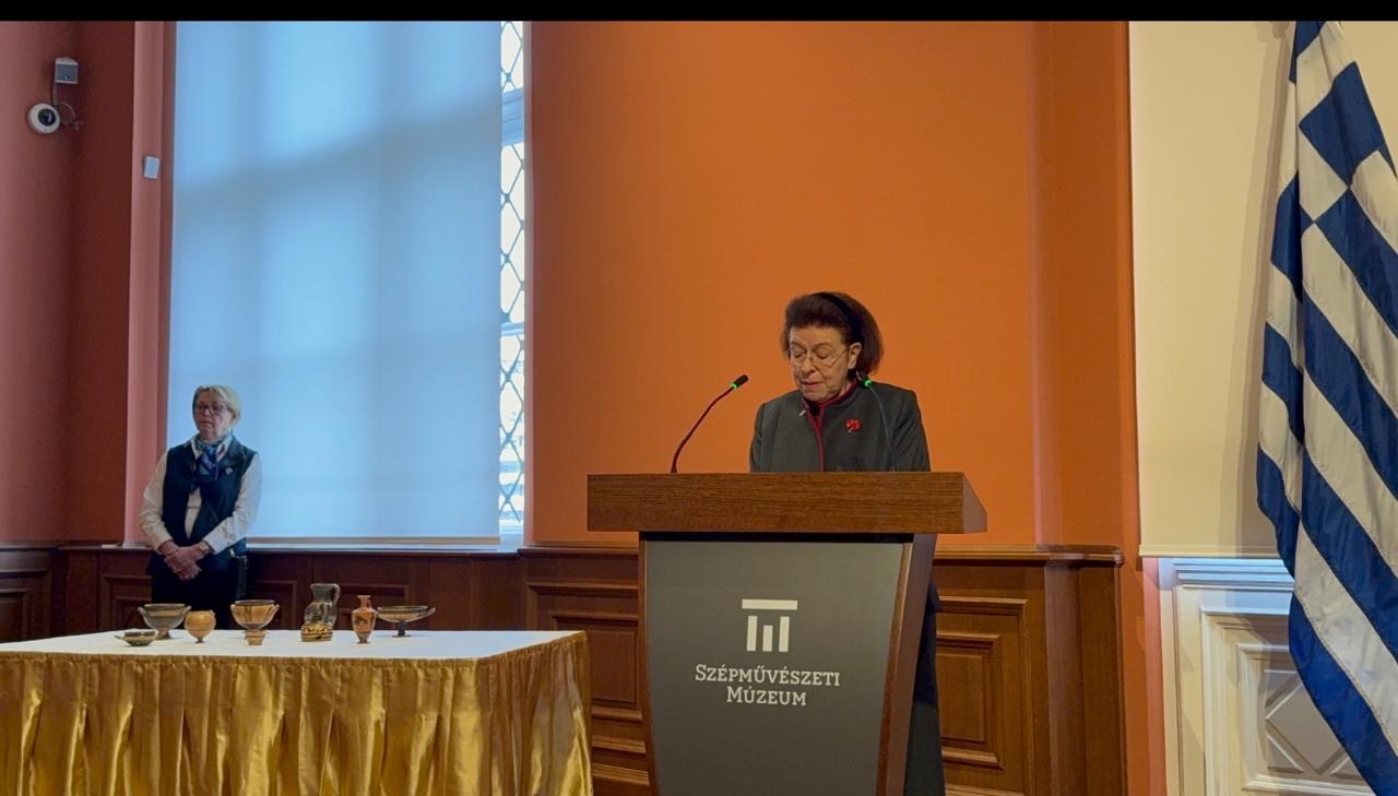 Λίνα Μενδώνη: Μια μακρά και απαιτητική διαδρομή ολοκληρώνεται με την επιστροφή των εννέα αρχαιοτήτων από τη Βουδαπέστη στην αργολική γη