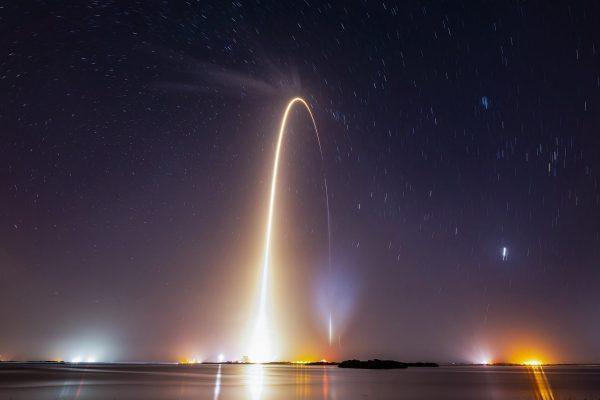 Μασκ: Ποντάρει 17 δισ.