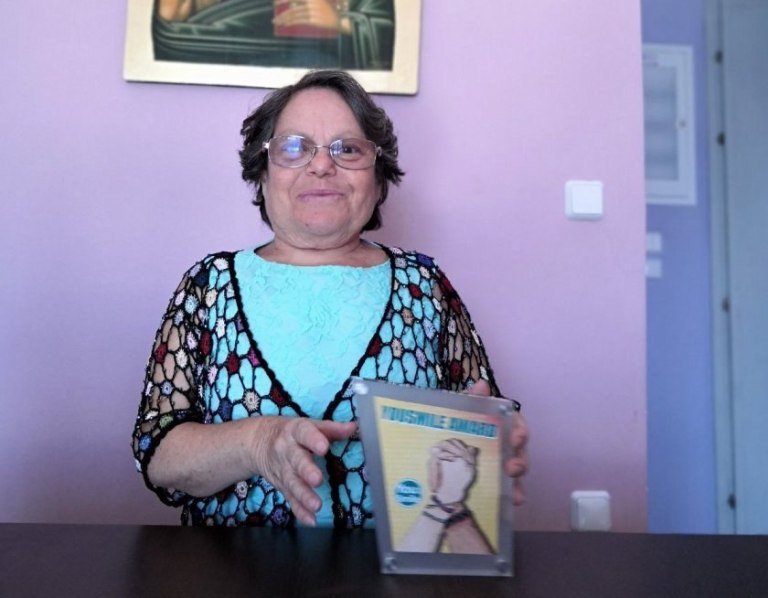 Αεροδρόμιο Ελ. Βενιζέλος: Ο αδερφός της Μαρίας Λαδά ξεσπά στο in για τον άδικο θάνατο της ΑμεΑ αδερφής του