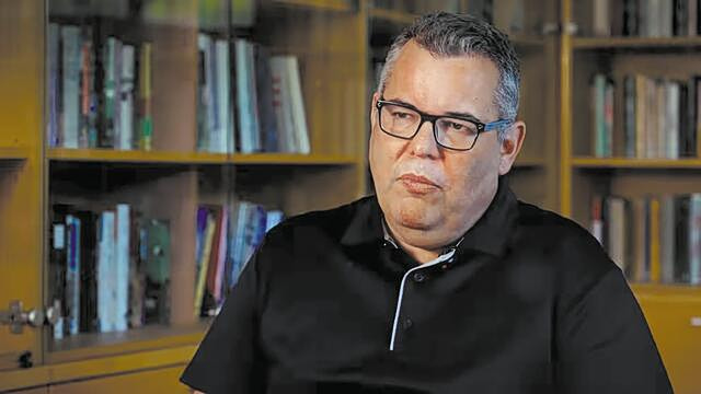 Ντάνι Σιτρίνοβιτς στα Νέα: Παιχνίδι αντοχής χωρίς σαφή κατάληξη