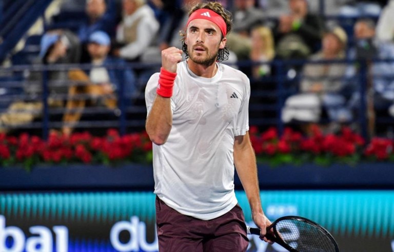 Άνετα στον δεύτερο γύρο του Qatar Open o Τσιτσιπάς