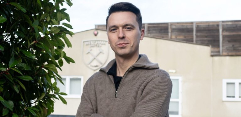 Τρελαμένος με τον