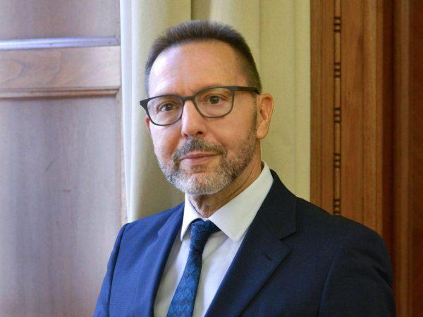 Στουρνάρας: Αύξηση πληθωρισμού εάν ο πόλεμος διαρκέσει