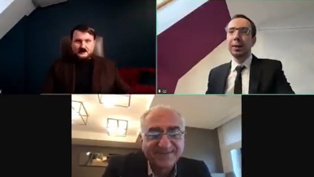 Ρεζά Παχλαβί: Θύμα φάρσας Ρώσων κωμικών που παρίσταναν συμβούλους του Μερτς  Ο ένας ήταν μεταμφιεσμένος σε Χίτλερ