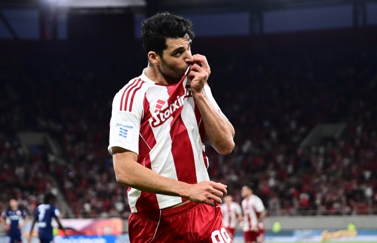 Οι Ιταλοί αποθεώνουν τον