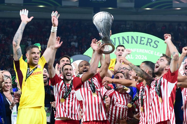 Γκολ, ρεκόρ, ορόσημα, τίτλοι: Αγιούμπ Ελ Κααμπί, το παντοτινό διαμάντι του Ολυμπιακού (vids, pics)