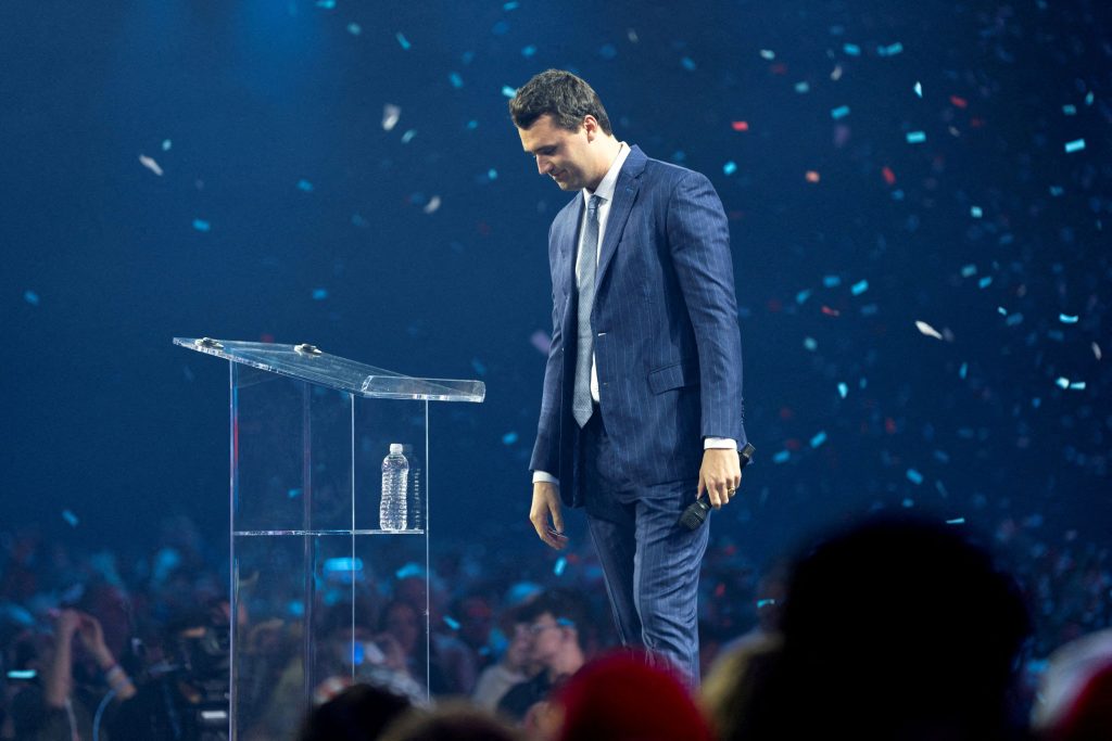 Θλίψη εκφράζει ο