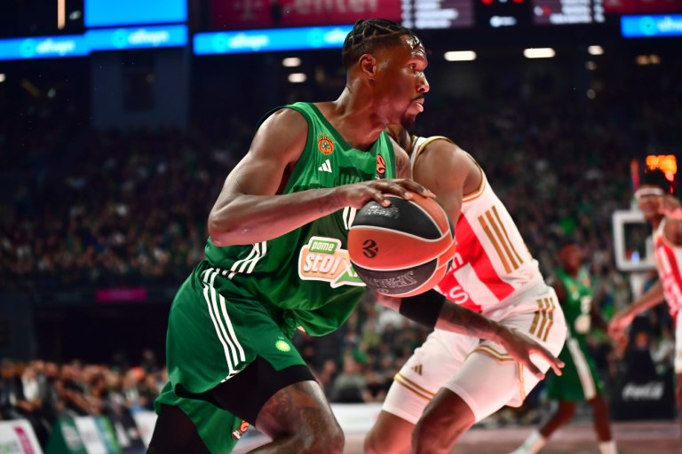 Χέιζ-Ντέιβις: Eίναι ομάδα του Λεσόρ και του Ναν, έκανα ό,τι μπορούσα