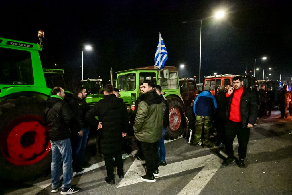 Κορυφώνεται η κόντρα