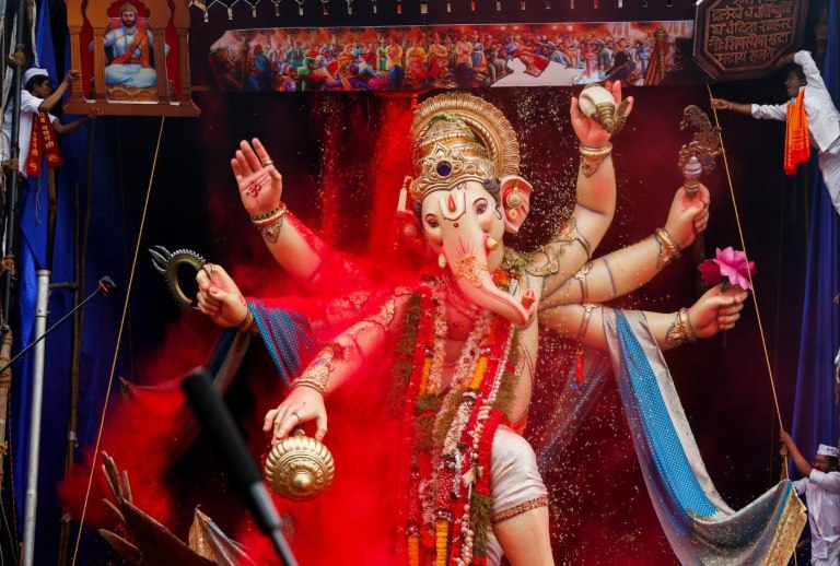 Ινδία: Οκτώ νεκροί και 20