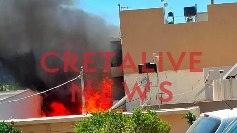 Ηράκλειο: Μεγάλη φωτιά σε εργοστάσιο – Κινδυνεύουν κατοικίες – Μήνυμα από το 112 [εικόνες και βίντεο]