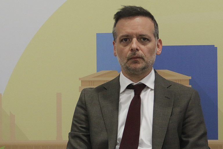 Νέα παρέμβαση Δούκα: Επιμένει στην αυτόνομη πορεία του ΠΑΣΟΚ αλλά αφήνει ανοιχτό παράθυρο μετεκλογικής συνεργασίας με Τσίπρα