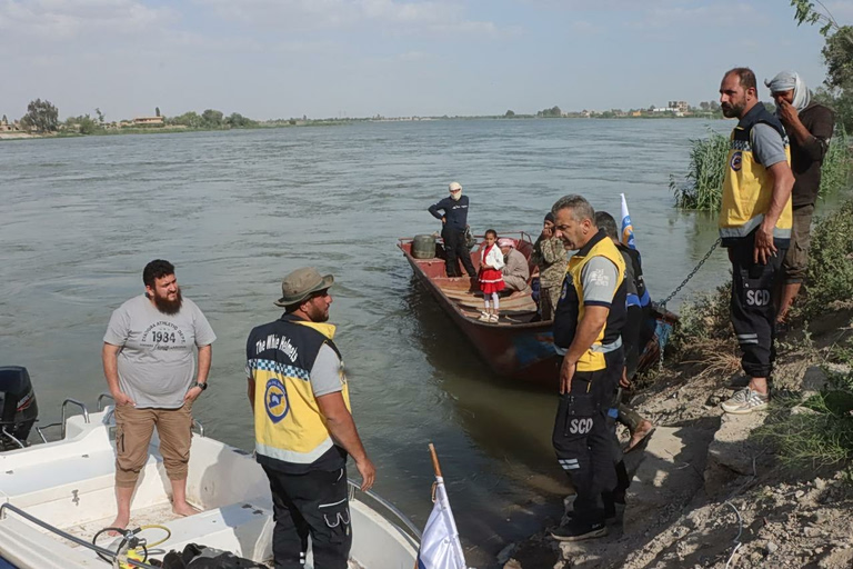 Συρία: Σε εξέλιξη απομάκρυνση πληγέντων από την υπερχείλιση του Ευφράτη – Μεγάλες καταστροφές