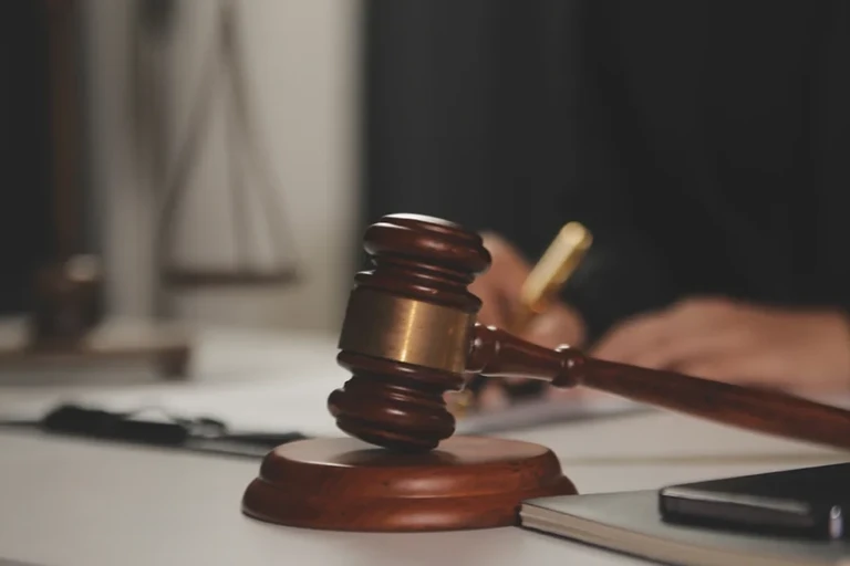Ποινή κάθειρξης 12 ετών σε 31χρονο για τον βιασμό κοπέλας το 2022 στα Φαλάσαρνα