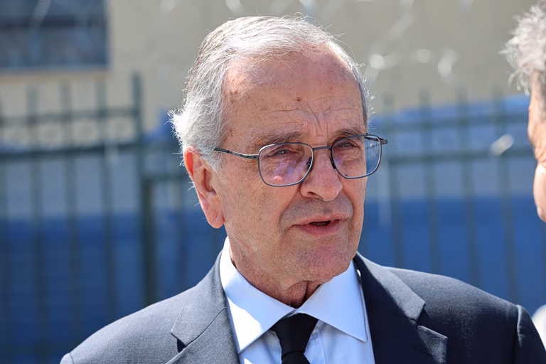 Έριξε τη βόμβα ο Σαμαράς – Στον εισαγγελέα του ΑΠ ζητά διερεύνηση της παγίδευσής του με το Predator