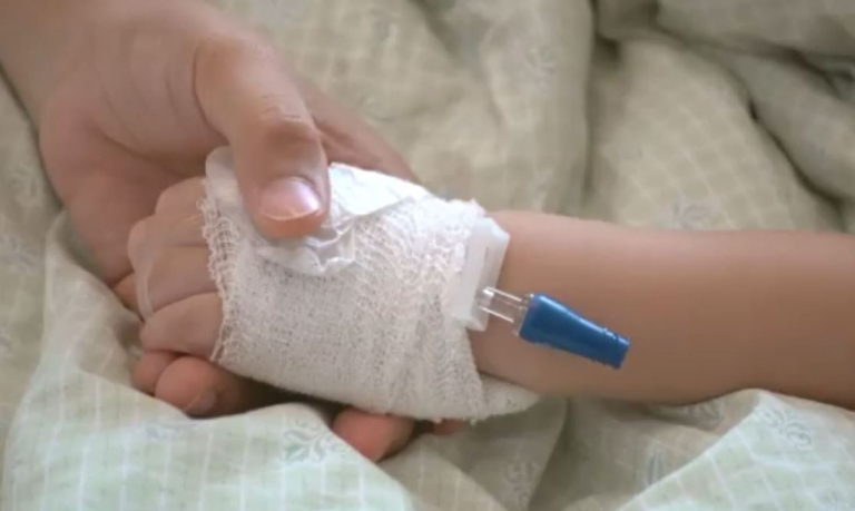 Αίγινα: Νεκρό κοριτσάκι 20 μηνών