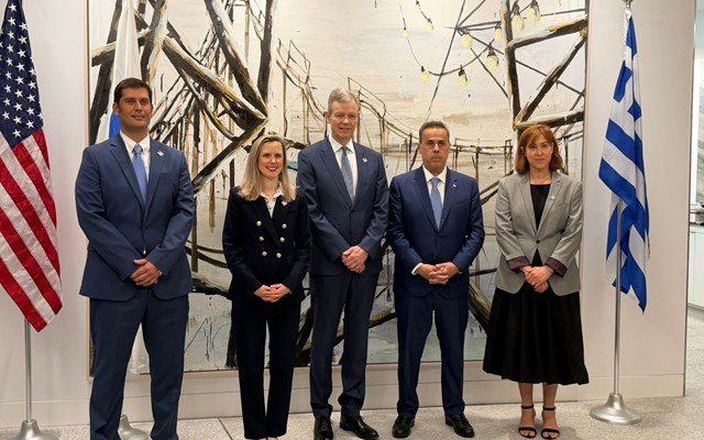 Συναντήσεις Στ. Παπασταύρου με Chevron & ExxonMobil στο Χιούστον -  Στο επίκεντρο η επικείμενη γεώτρηση στο Block 2, η συμμετοχή της Chevron στο νότιο Ιόνιο και οι σεισμικές έρευνες