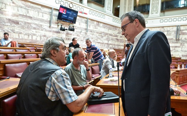 Ο Φάμελλος έχει... μήνυμα από τον Πολάκη: Συμμετέχω κανονικά στα Όργανα