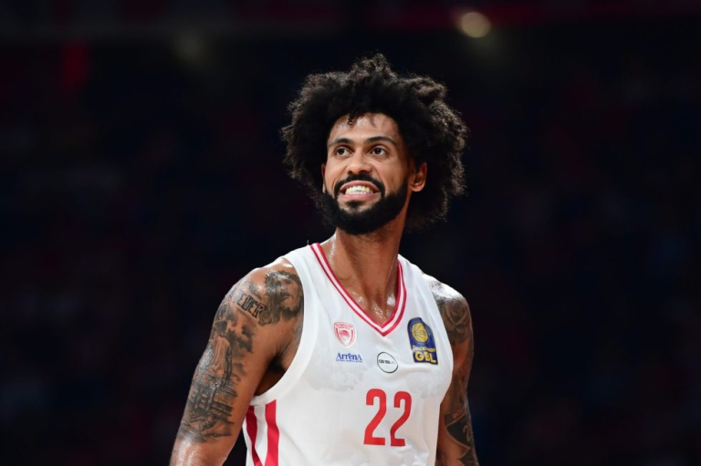 Με Ντόρσεϊ στο Game 4 ο Ολυμπιακός – Χολ και Νιλικίνα έμειναν εκτός 6άδας