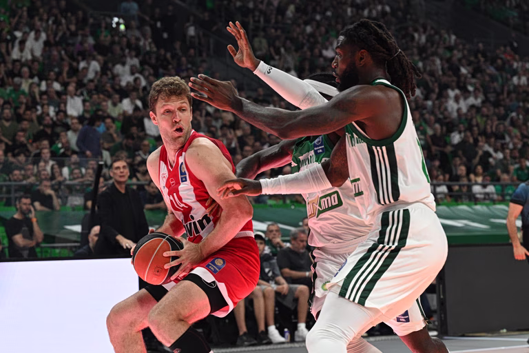 Παναθηναϊκός – Ολυμπιακός: Game 4 για… στέψη ή ισοφάριση