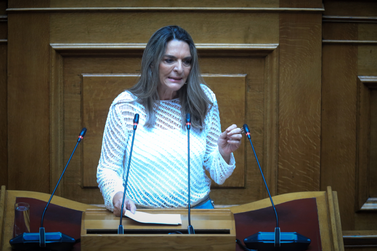 Πέρκα για υποκλοπές: Δεν θα νομιμοποιήσουμε το μεγαλύτερο σκάνδαλο της μεταπολίτευσης