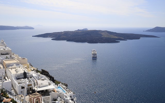 Η ακτινογραφία του ελληνικού τουρισμού για το 2025 - Πού ξόδεψαν τα περισσότερα οι τουρίστες