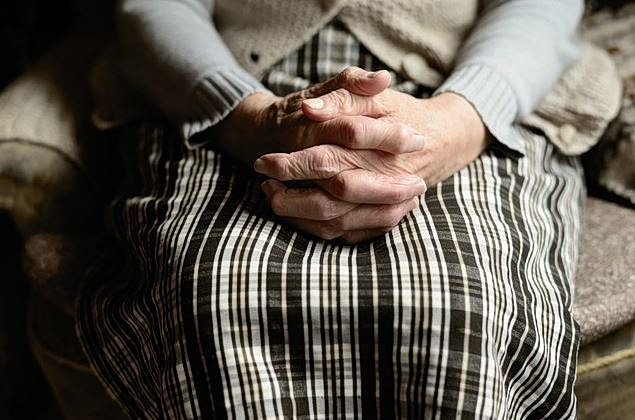 Αμπελόκηποι: Η καταγγελία που αποκάλυψε το γηροκομείο – κολαστήριο