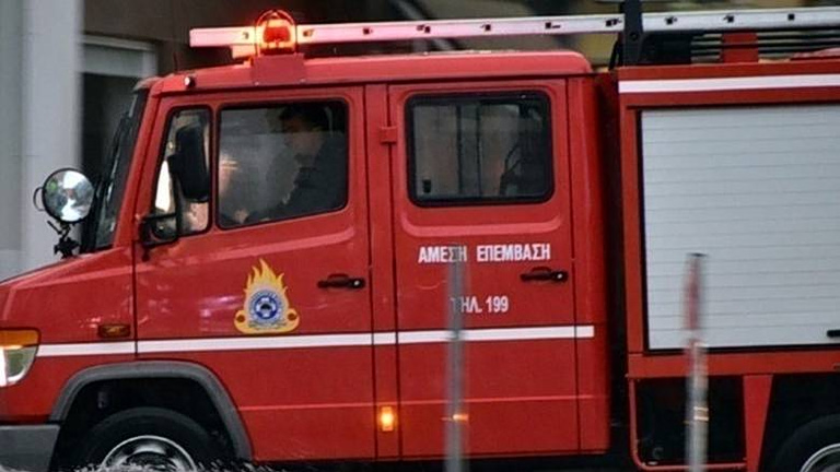 Κηφισιά: Γυναίκα εγκλωβίστηκε σε ασανσέρ και ανασύρθηκε από την Πυροσβεστική χωρίς τις αισθήσεις της