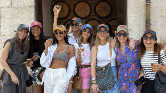 Αθηνά Οικονομάκου: Το bachelorette στη Λισαβόνα μετά το γάμο