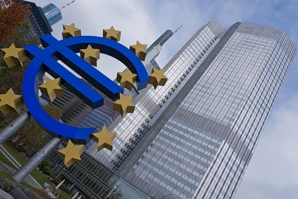 ΕΚΤ: Η Λαγκάρντ αποχαιρετά τον Γκίντος – H κληρονομιά μιας κρίσιμης οκταετίας